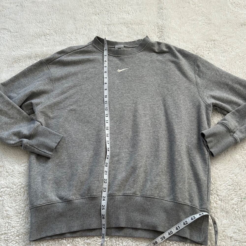 Nike Womens Grey Crewneck Oversized Sz M Casual Loungewear Preppy Athleisure - Picture 4 of 6
